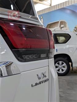 تۆیۆتا لاند کروزەر